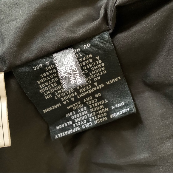 Cole Haan Black Quilted Gold ZIP Snap NWOT Jacket - Picture 9 of 12